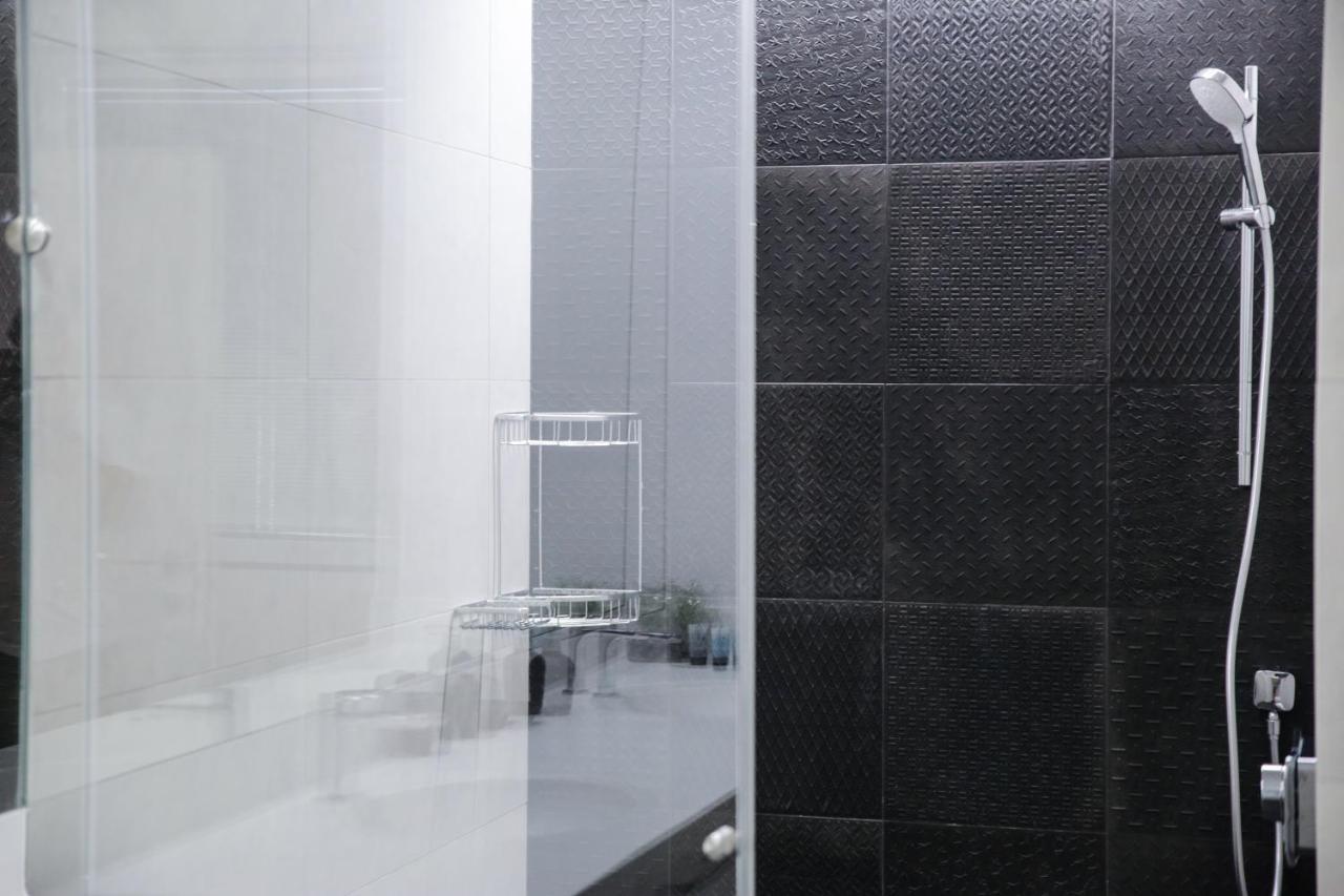Yalarent Midtown Towers Tlv Apartment Tel Aviv Bagian luar foto