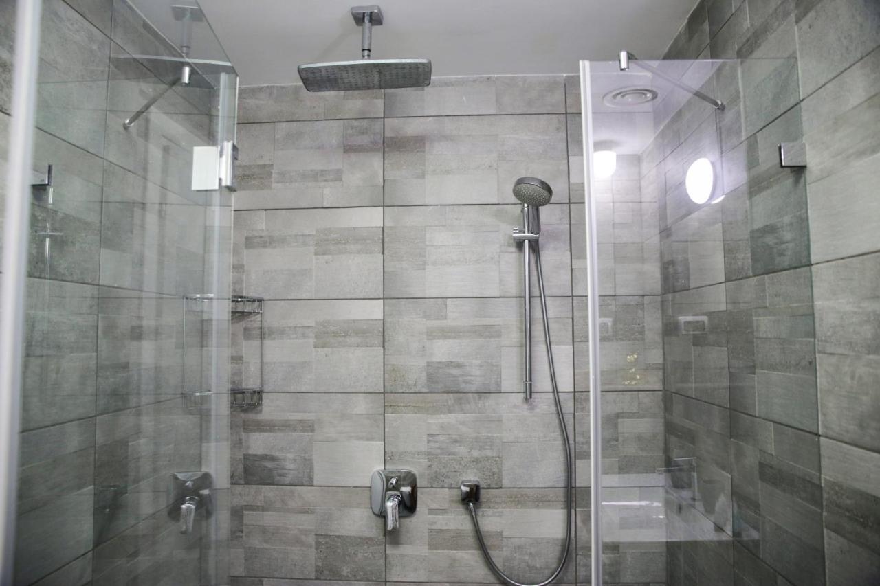 Yalarent Midtown Towers Tlv Apartment Tel Aviv Bagian luar foto