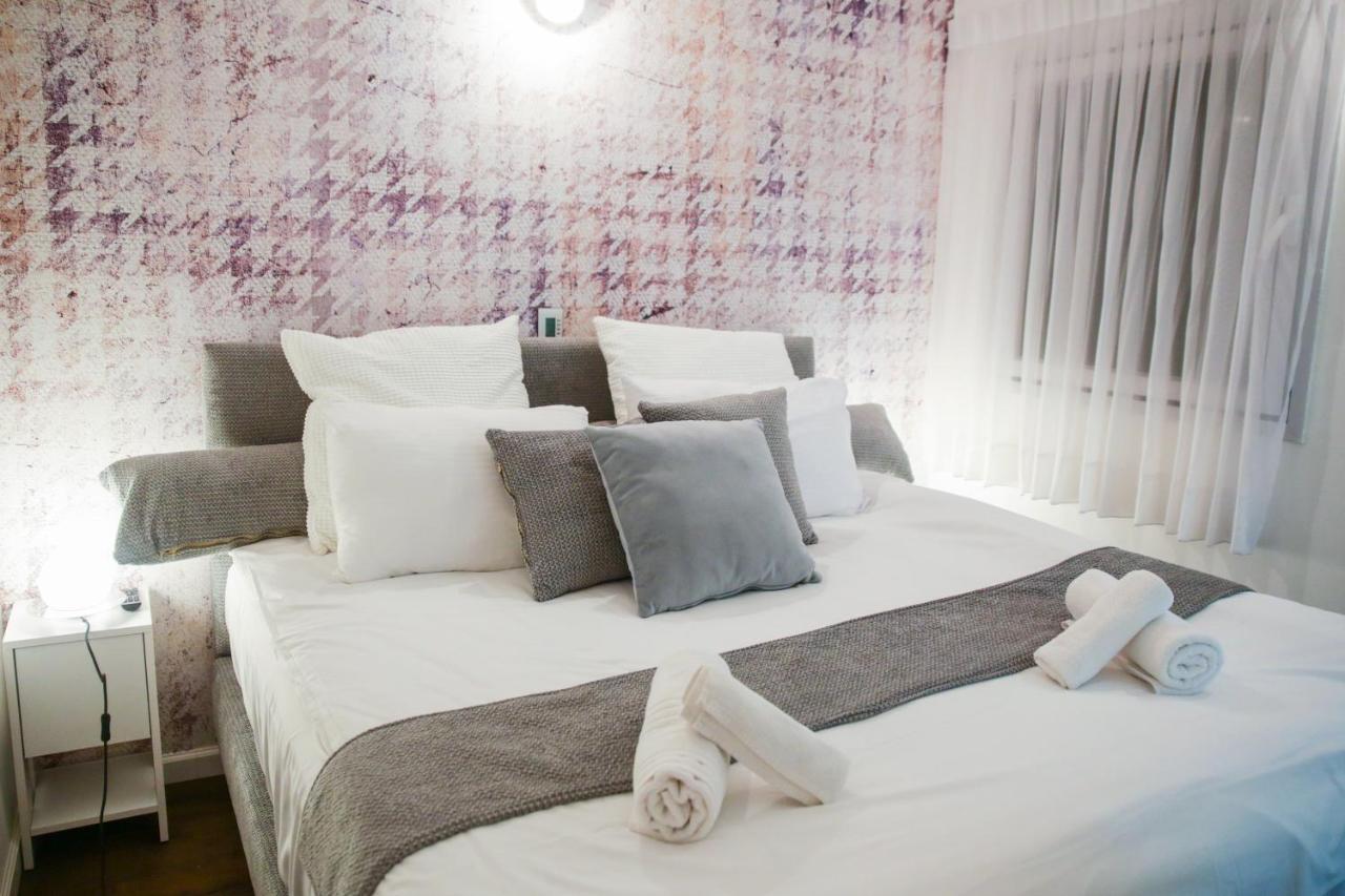 Yalarent Midtown Towers Tlv Apartment Tel Aviv Bagian luar foto